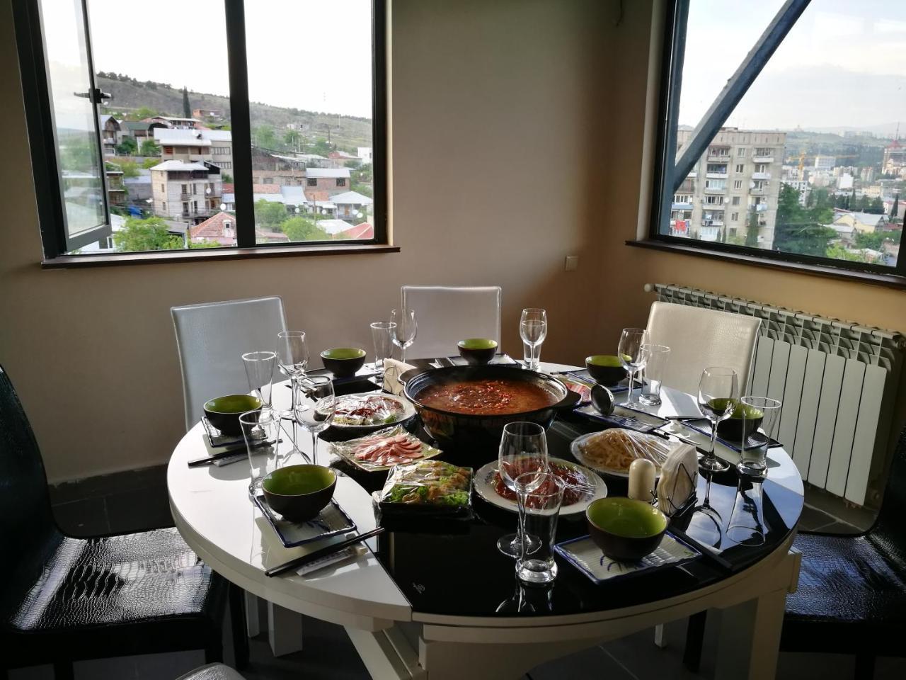 Top Boutique Hotel（首席精品酒店） Tbilisi Eksteriør billede