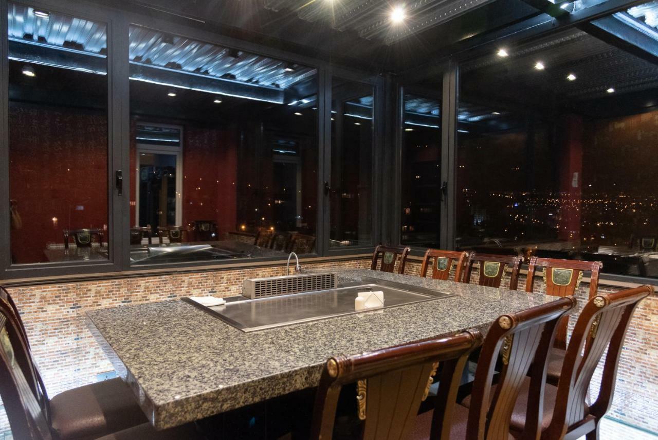 Top Boutique Hotel（首席精品酒店） Tbilisi Eksteriør billede